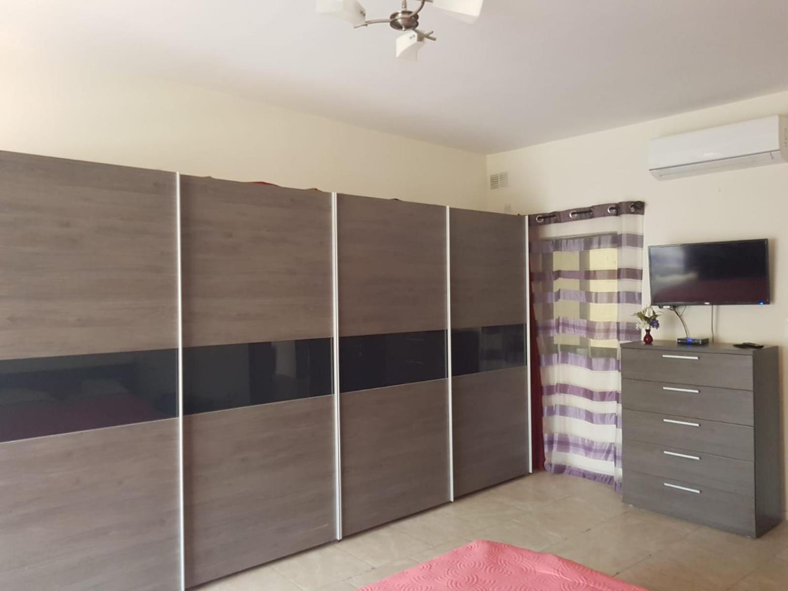 Inessa'S Flat Daire Pietà Dış mekan fotoğraf
